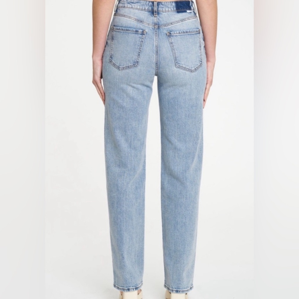 Daze Jeans